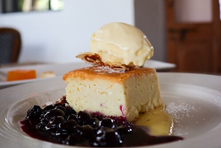 La Cantera Resort & Spa Cake with Ice Cream